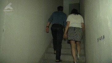DƬ